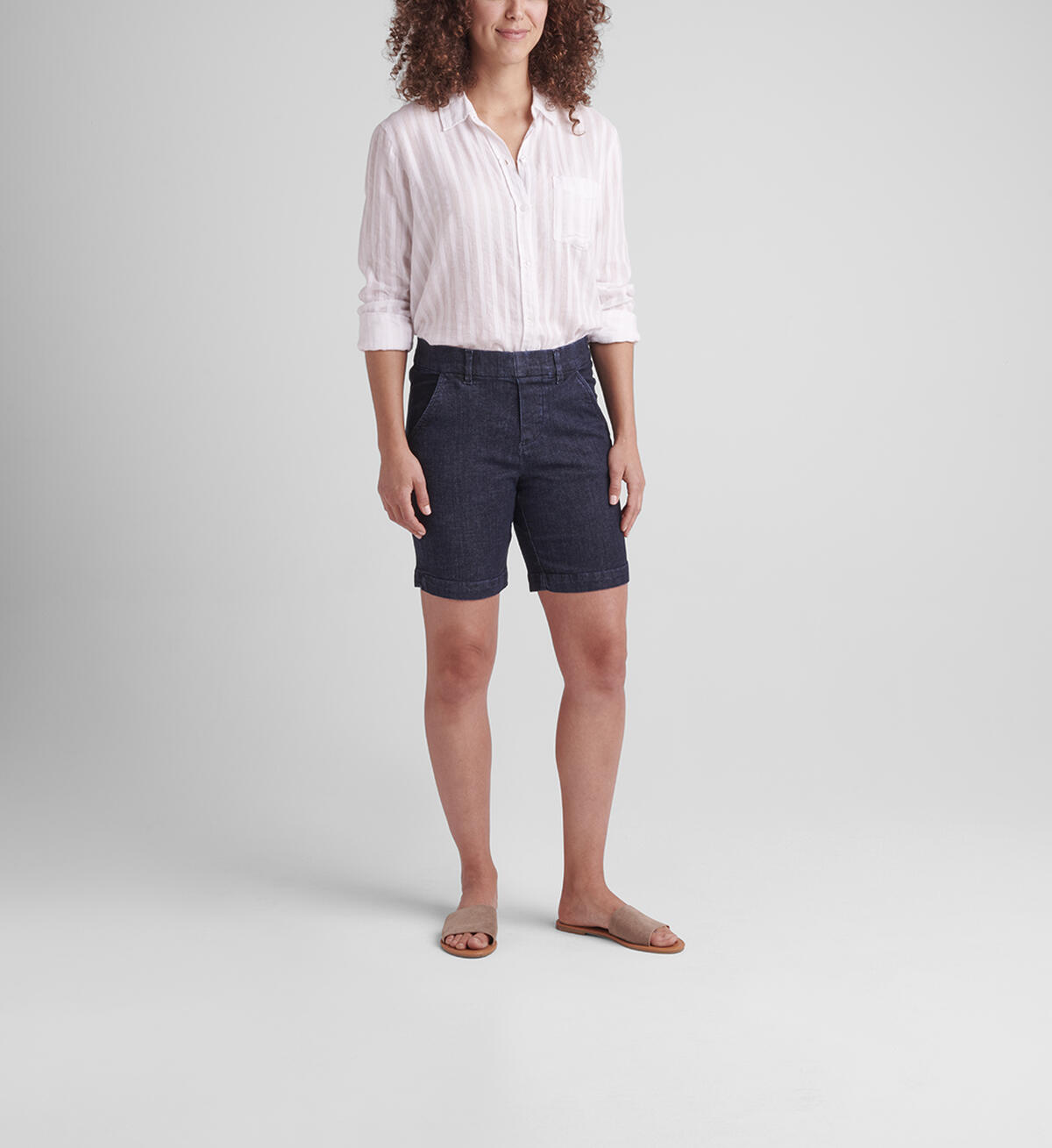 Maddie Mid Rise 8-inch Pull-On Short, , hi-res image number 0